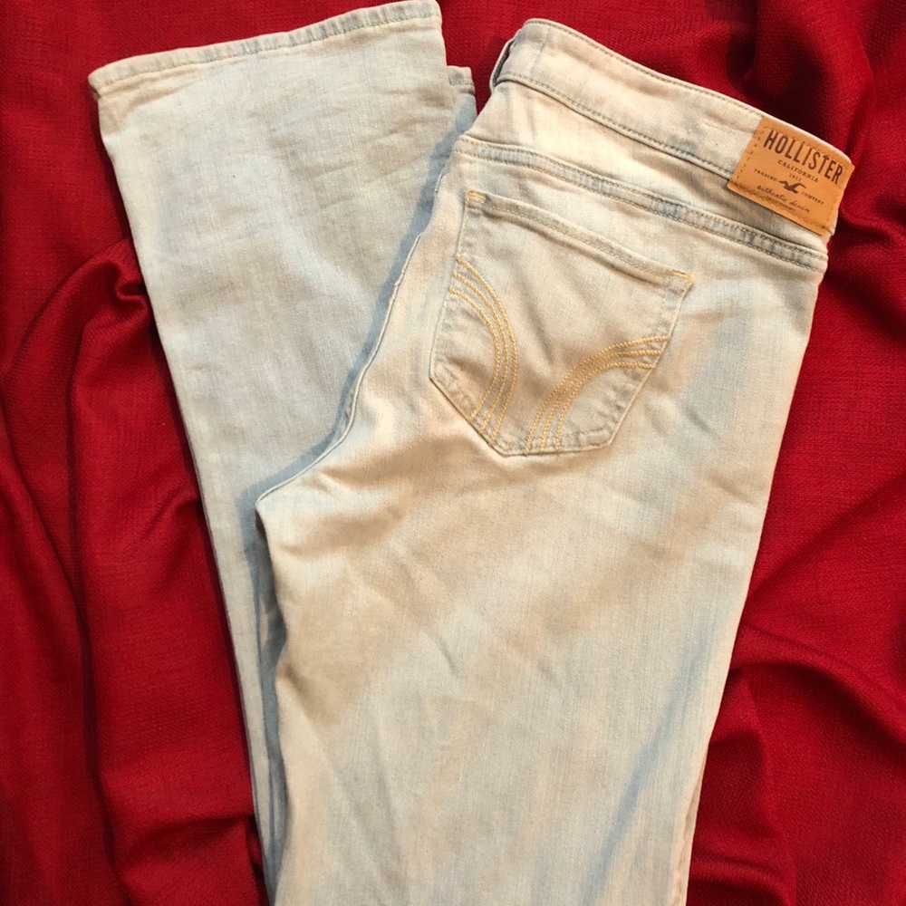 ❤️Distressed Hollister Jeans